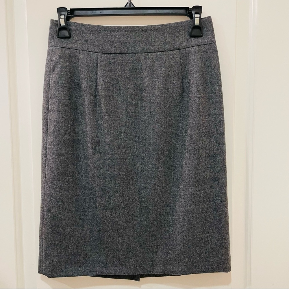 Beautiful wool skirt